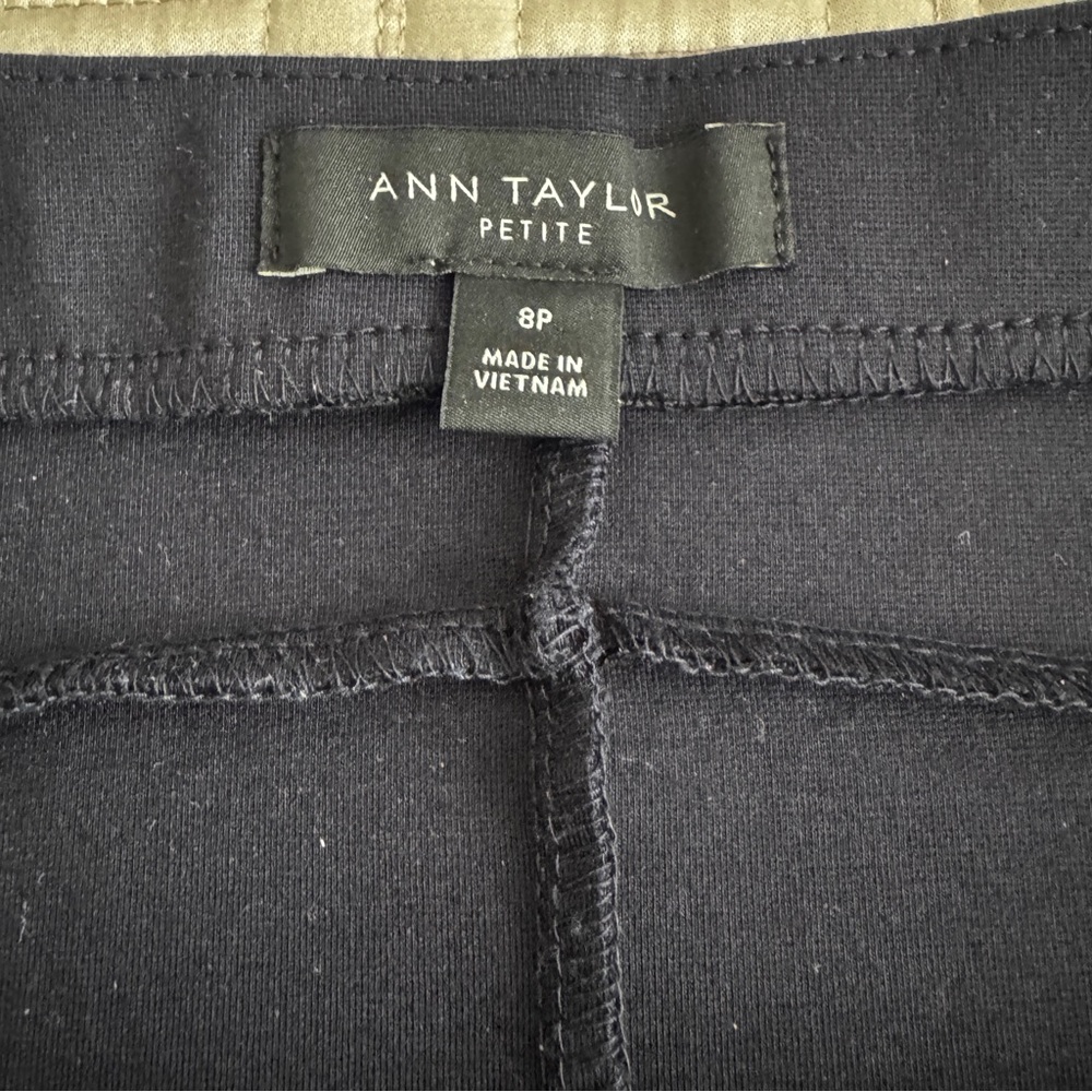 Ann Taylor Classic Ponte Navy Skirt - Picture 7 of 8